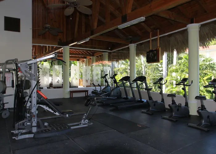Lifestyle Crown Residence Suites (Adults Only)